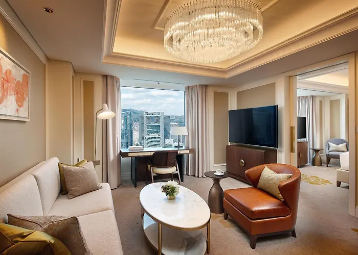 Lotte Executive Tower Hotel 5*