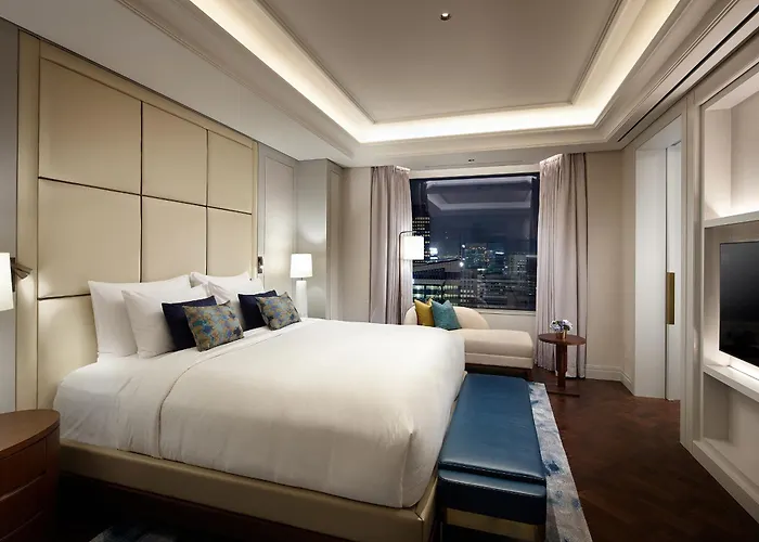 Lotte Executive Tower Hotel